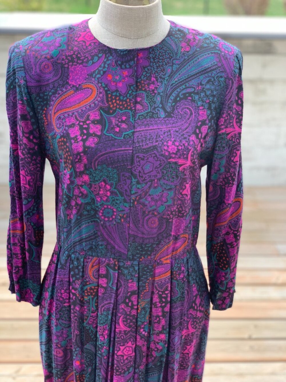 Vintage Paisley Maxi Midi Dress M Purple Pleated Long Puff Sleeve Pockets Modest - Picture 3 of 16